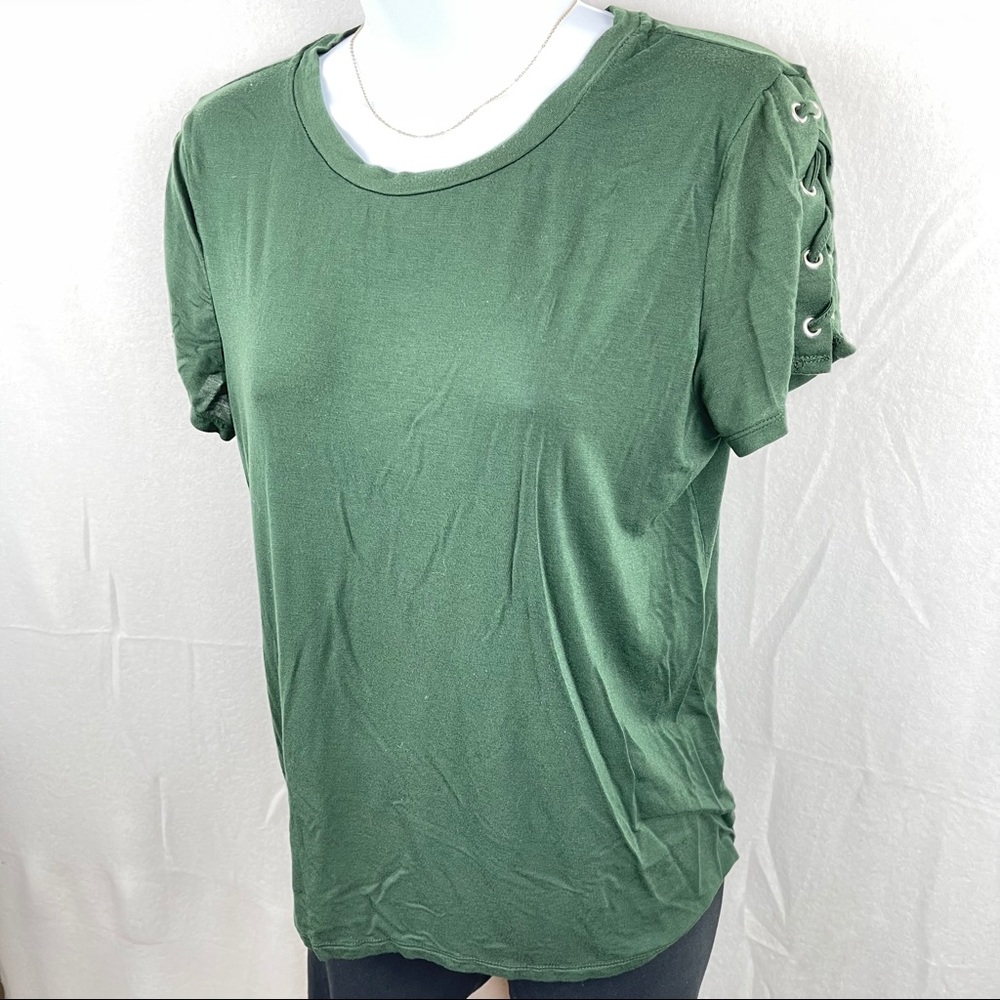 Marlow Green Laced-Up Short Sleeve T-Shirt